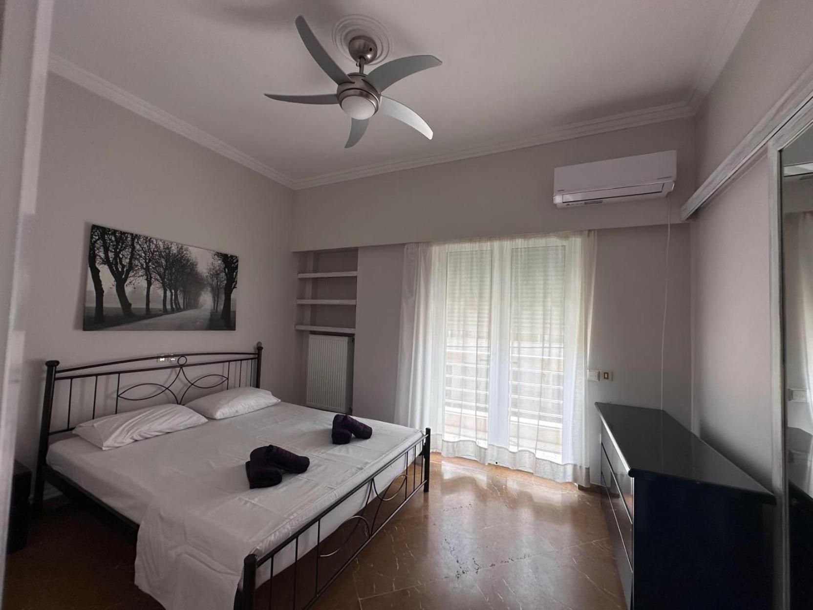 Beach Front Apartment Nea Palatia エクステリア 写真